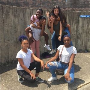 Meet your Posher, Rayvon